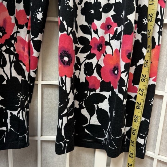 Donatella, Woman, Pajama set, 2pc, White-Black-Flowers, Sz M, kimono style.! - Picture 11 of 11
